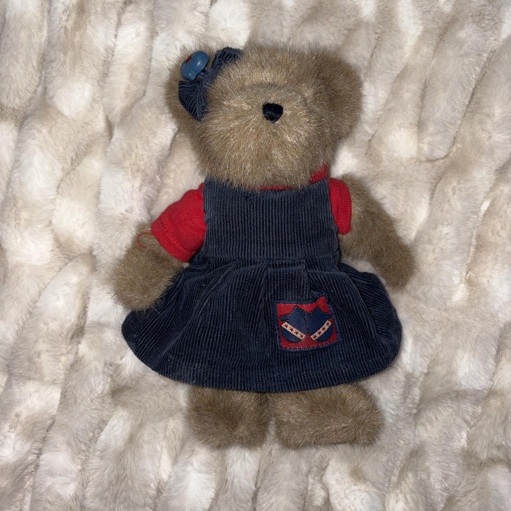 Boyd's Bears Best Dresses Series Theresa Marie Item 94930GCC